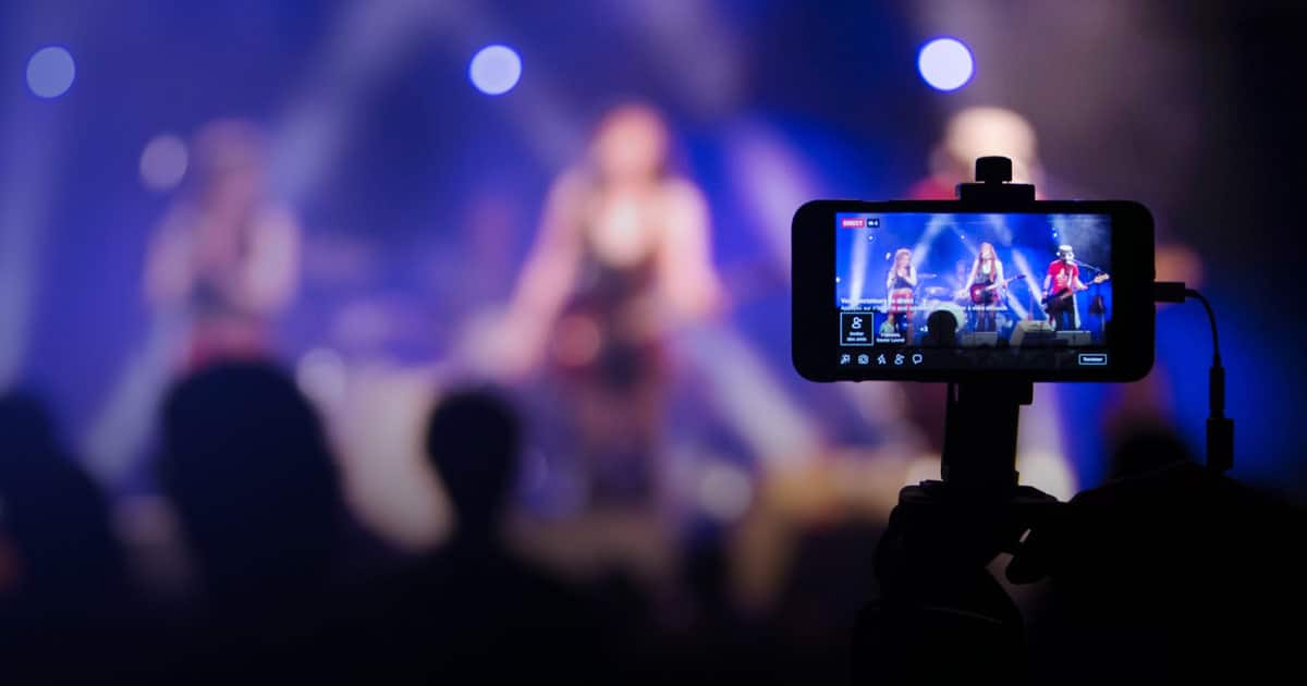 Live Streaming Takes Center Stage on Social Media
